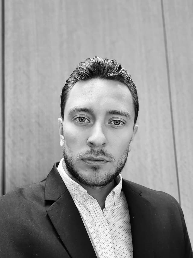 Sergio Ross - CEO & Co-Founder